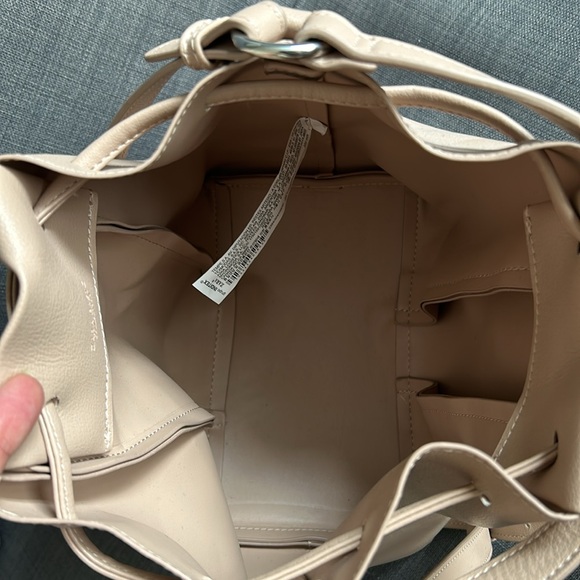 Zara Nude Bucket Bag - Picture 3 of 5